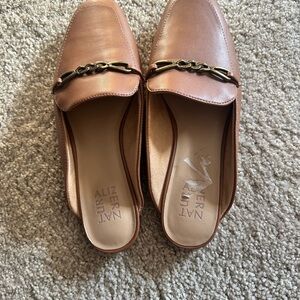 Naturalizer Women's Brown Chain Loafers